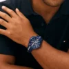46-mm-Sportuhr mit Silikonarmband 46-mm-Sportuhr mit Silikonarmband