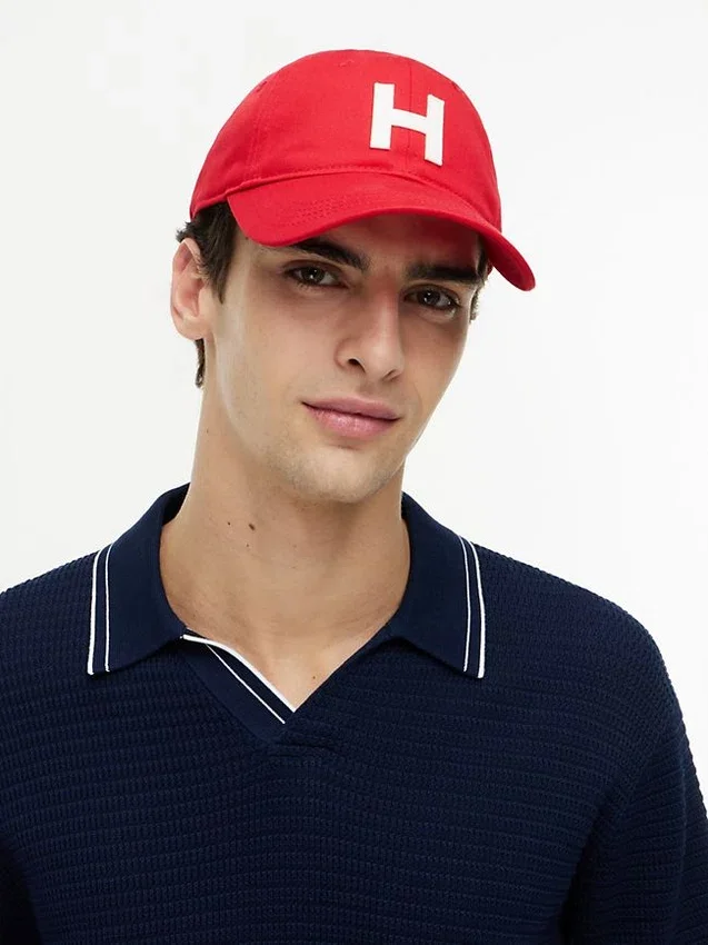 Baseballkappe mit H-Logo-Aufnäher Baseballkappe mit H-Logo-Aufnäher