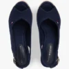 Espadrille-Sandale mit Keilabsatz und Fersenriemen