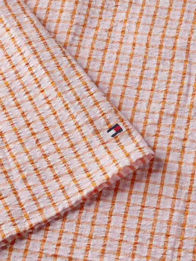 Gerafftes Gingham-Seersucker-Midi-Kleid Gerafftes Gingham-Seersucker-Midi-Kleid