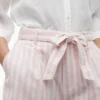 Gestreifte Shorts aus Leinenmischung mit Gürtel Gestreifte Shorts aus Leinenmischung mit Gürtel