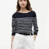 Gestreifter Pullover mit U-Boot-Ausschnitt Gestreifter Pullover mit U-Boot-Ausschnitt