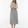Gestreiftes, gerafftes Maxikleid aus Crêpe Gestreiftes, gerafftes Maxikleid aus Crêpe