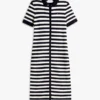 Gestreiftes, leichtes Polo-Strickkleid Gestreiftes, leichtes Polo-Strickkleid