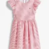 Gestreiftes Seersucker-Kleid mit Flatterärmeln für Kinder