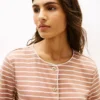 Gestreiftes T-Shirt aus Baumwoll-Interlock Gestreiftes T-Shirt aus Baumwoll-Interlock