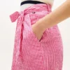 Gingham-Seersucker-Hose mit Gürtel und konischem Schnitt Gingham-Seersucker-Hose mit Gürtel und konischem Schnitt