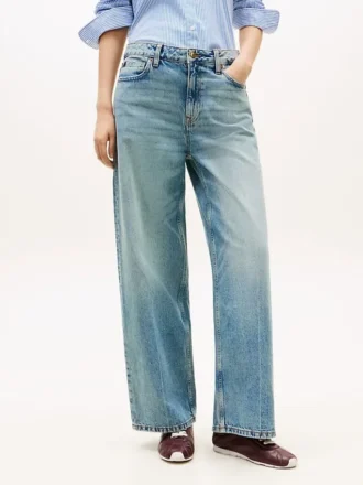 Hoch taillierte Jeans mit weitem Bein