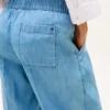 Hose mit weitem Bein und Knöchellänge Hose mit weitem Bein und Knöchellänge