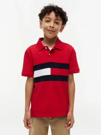 Kinder-Polohemd mit Farbblock-Flaggenmuster aus Stretch Kinder-Polohemd mit Farbblock-Flaggenmuster aus Stretch