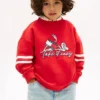 Kinder-Sweatshirt mit Wavy-Flag-Grafik Kinder-Sweatshirt mit Wavy-Flag-Grafik