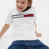 Kinder-T-Shirt mit Flaggenstreifen-Logo Kinder-T-Shirt mit Flaggenstreifen-Logo