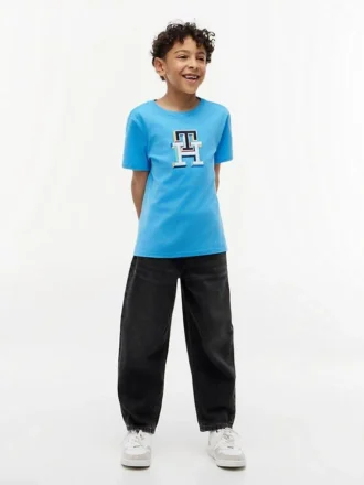 Kinder-T-Shirt mit mehrfarbigem Monogramm
