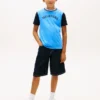 Kinder-T-Shirt mit Monotype-Logo und Farbblock-Design Kinder-T-Shirt mit Monotype-Logo und Farbblock-Design