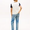 Kinder-T-Shirt mit Monotype-Logo und Farbblock-Design Kinder-T-Shirt mit Monotype-Logo und Farbblock-Design
