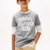 Kinder-T-Shirt mit Varsity-Logo Kinder-T-Shirt mit Varsity-Logo