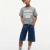 Kinder-T-Shirt mit Varsity-Logo Kinder-T-Shirt mit Varsity-Logo