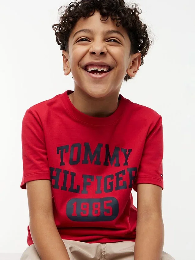 Kinder-T-Shirt mit Varsity-Logo Kinder-T-Shirt mit Varsity-Logo