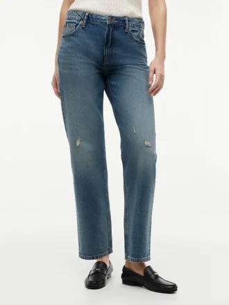 Klassische Straight-Jeans mit hoher Leibhöhe