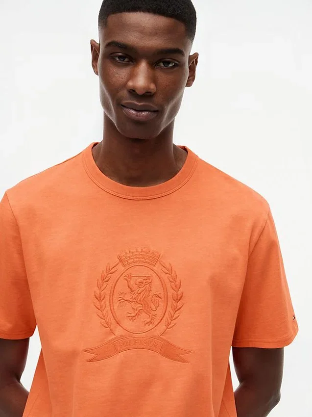 Laurel Leaf Logo T-Shirt, stückgefärbt Laurel Leaf Logo T-Shirt, stückgefärbt