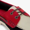 Leichter Bootsschuh aus Wildleder Leichter Bootsschuh aus Wildleder