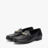 Loafer aus Leder mit Kettenverzierung