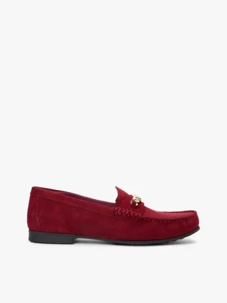 Loafer aus Wildleder mit Kettenverzierung