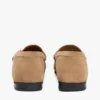 Loafer aus Wildleder mit Kettenverzierung