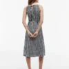 Midi-Kleid aus Leinenmischung mit Gingham-Muster und Raffungen Midi-Kleid aus Leinenmischung mit Gingham-Muster und Raffungen