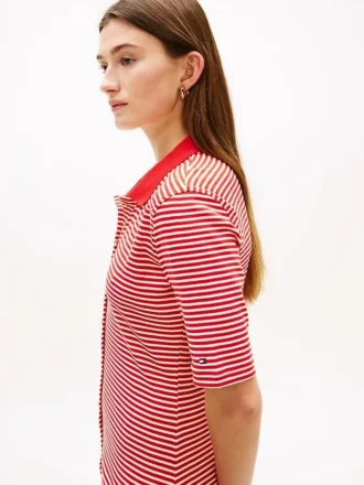 Midi-Kleid mit goldenen Knöpfen