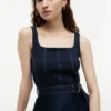 Midi-Kleid mit Gürtel und Kontrastnähten Midi-Kleid mit Gürtel und Kontrastnähten