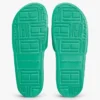 Pool-Slides mit gesticktem Schriftzug-Monogramm Pool-Slides mit gesticktem Schriftzug-Monogramm