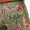 Regular Fit 7″ Shorts mit tropischem Print Regular Fit 7″ Shorts mit tropischem Print