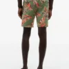 Regular Fit 7″ Shorts mit tropischem Print Regular Fit 7″ Shorts mit tropischem Print