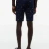 Regular Fit 9″ Shorts mit Segelflaggen-Print