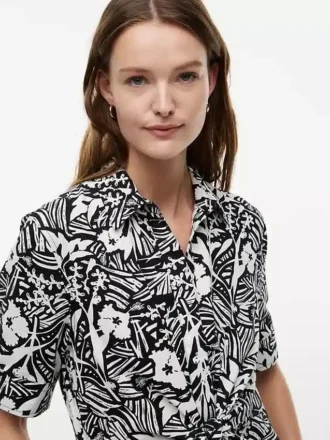 Shirtkleid aus Leinenmischung mit tropischem Print Shirtkleid aus Leinenmischung mit tropischem Print