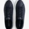 Sneaker aus vulkanisiertem Leder mit Flaggenstreifen