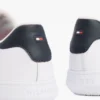 Sneaker mit gestreifter Ledersohle Sneaker mit gestreifter Ledersohle