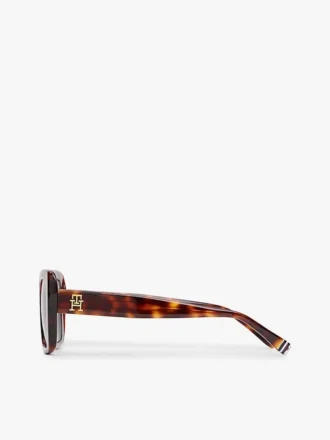 Sonnenbrille mit auffälligem Schmetterlingsrahmen Sonnenbrille mit auffälligem Schmetterlingsrahmen