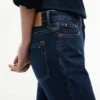 Stretch-Bootcut-Jeans mit mittlerer Leibhöhe Stretch-Bootcut-Jeans mit mittlerer Leibhöhe