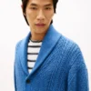 Strickjacke mit Schalkragen
