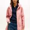 Sturmjacke mit Kapuze