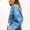 Taillierte Jeansjacke im Used-Look Taillierte Jeansjacke im Used-Look