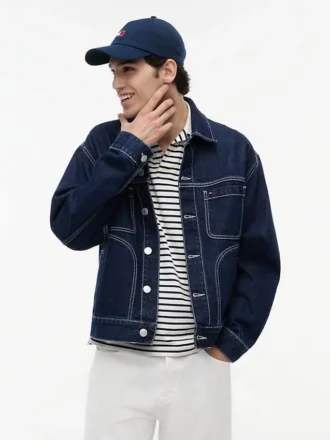 Tommy Jeans Ranch-Jacke aus dunkel gewaschenem Jeans-Material Tommy Jeans Ranch-Jacke aus dunkel gewaschenem Jeans-Material